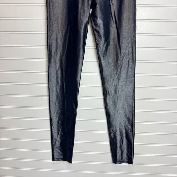 Carbon38 Takara Shine Leggings Womens S Black Gloss Crop High Waist Activewear - Picture 10 of 11